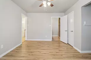 413 Glenhaven Dr, Azle, TX 76020 - Photo 24