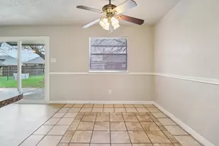 413 Glenhaven Dr, Azle, TX 76020 - Photo 8