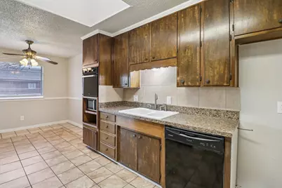 413 Glenhaven Drive, Azle, TX 76020 - Photo 10