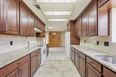 342 Omaha Lane, Duncanville, TX 75116 - Photo 6