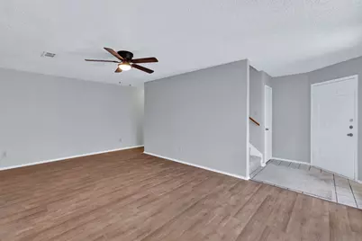 134 Main Place, Euless, TX 76040 - Photo 4