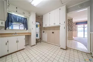 17941 Old 81, Troy, TX 76579 - Photo 16