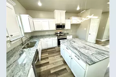 3415 Henderson Street, Greenville, TX 75401 - Photo 4