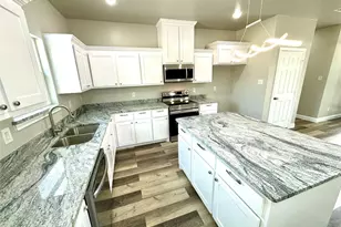 3415 Henderson St, Greenville, TX 75401 - Photo 4
