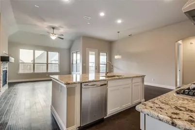 2612 Walnut Creek Lane, The Colony, TX 75056 - Photo 6