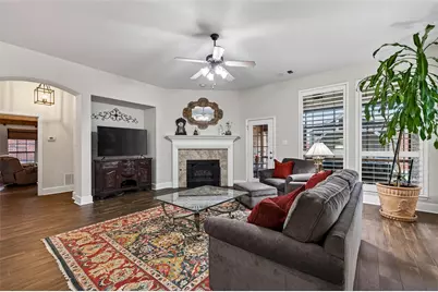 2636 Deer Hollow Drive, Little Elm, TX 75068 - Photo 4