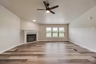 3390 Meadow Dr, Caddo Mills, TX 75135 - Photo 4