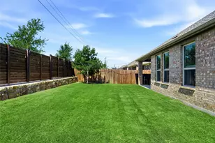 10512 Fountain Gate St, Aubrey, TX 76227 - Photo 24
