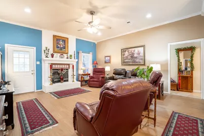 623 Newlin Lane, Granbury, TX 76048 - Photo 14
