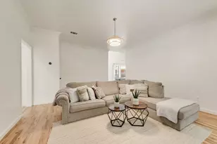 2422 Black Spruce Ct, Arlington, TX 76001 - Photo 10