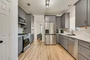 2422 Black Spruce Ct, Arlington, TX 76001 - Photo 14
