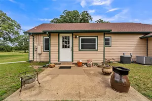 209 Dixie Rd, Weatherford, TX 76087 - Photo 12