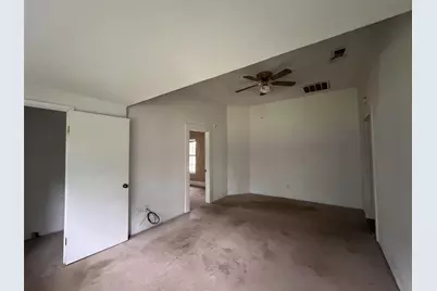 215 Heath Street, Cleburne, TX 76031 - Photo 20