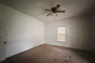 215 Heath St, Cleburne, TX 76031 - Photo 14