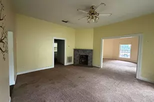 215 Heath St, Cleburne, TX 76031 - Photo 8