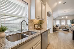 734 Larkspur Ln, Midlothian, TX 76065 - Photo 4