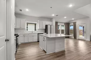 606 Creekview Ln, Lavon, TX 75166 - Photo 6