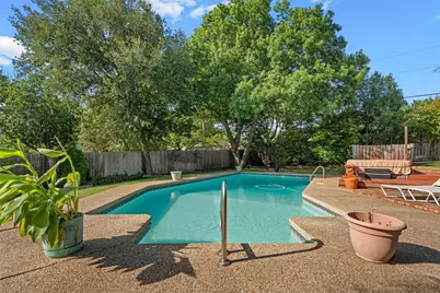 10011 Lost Oak Ridge Drive, Woodway, TX 76712 - Photo 30