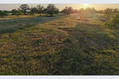 382 Main Loop Loop, Waelder, TX 78959 - Photo 4