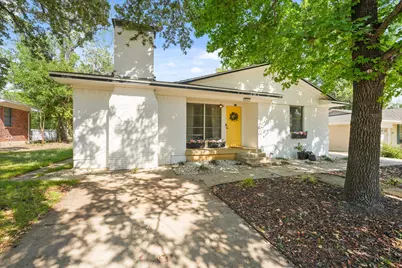 2014 Shawnee Street, Denton, TX 76209 - Photo 2