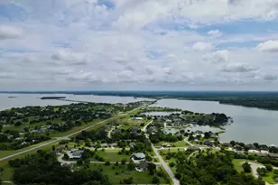 502 Palmetto Ct, Runaway Bay, TX 76426 - Photo 30