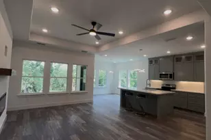502 Palmetto Ct, Runaway Bay, TX 76426 - Photo 6