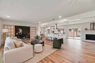 729 Town Creek Dr, Dallas, TX 75232 - Photo 10