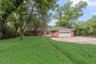 729 Town Creek Dr, Dallas, TX 75232 - Photo 38