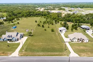 1009 Finney Dr, Weatherford, TX 76085 - Photo 1