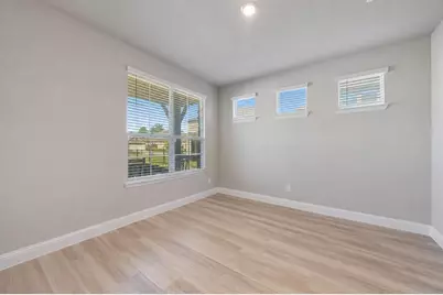 7504 Larson Lane, Rowlett, TX 75089 - Photo 8