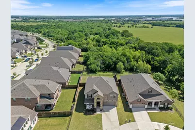 7504 Larson Lane, Rowlett, TX 75089 - Photo 2
