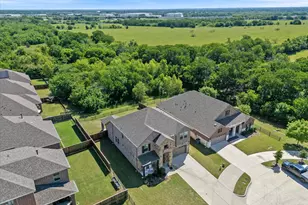 7504 Larson Ln, Rowlett, TX 75089 - Photo 1