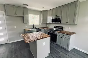 1623B Seley Ave, Waco, TX 76704 - Photo 2