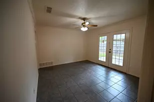 3201 S Garland St, Decatur, TX 76234 - Photo 8