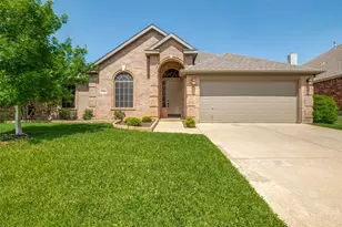 1312 Bramble Ln, Mansfield, TX 76063 - Photo 2