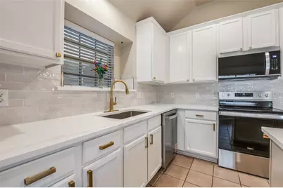 1312 Bramble Lane, Mansfield, TX 76063 - Photo 14