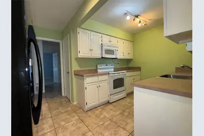 9106 Emberglow Lane, Dallas, TX 75243 - Photo 10