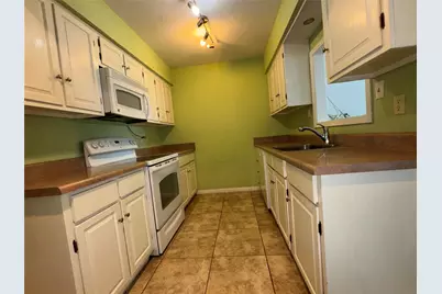 9106 Emberglow Lane, Dallas, TX 75243 - Photo 8