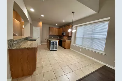 7701 Mapleridge Drive, Plano, TX 75024 - Photo 10