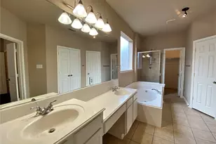 7701 Mapleridge Dr, Plano, TX 75024 - Photo 16