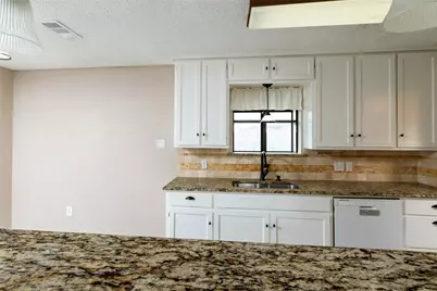 937 Springhill Drive, Burleson, TX 76028 - Photo 12