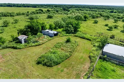 2401 Lamkin Road, Mineral Wells, TX 76067 - Photo 32