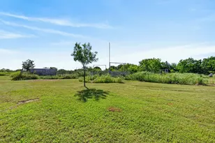 2401 Lamkin Rd, Mineral Wells, TX 76067 - Photo 26