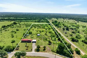 2401 Lamkin Rd, Mineral Wells, TX 76067 - Photo 4