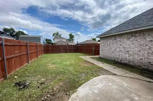 2800 Helen Ln, Mesquite, TX 75181 - Photo 36