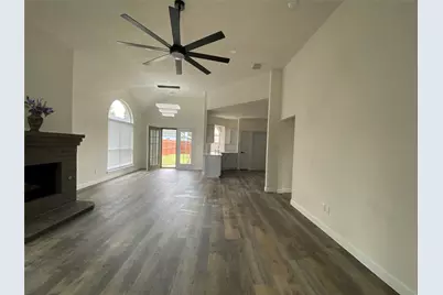 2800 Helen Lane, Mesquite, TX 75181 - Photo 4