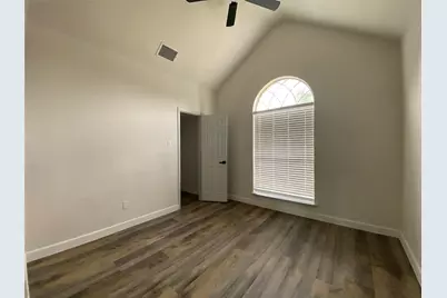 2800 Helen Lane, Mesquite, TX 75181 - Photo 16