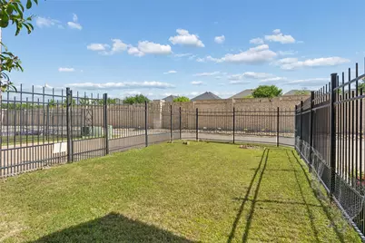6723 Palo Duro Drive, Irving, TX 75063 - Photo 38