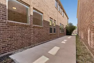 6723 Palo Duro Dr, Irving, TX 75063 - Photo 36