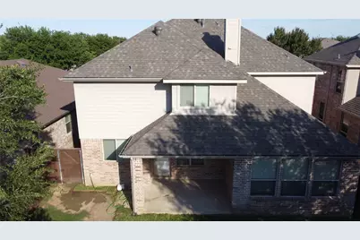 404 Hummingbird Drive, Little Elm, TX 75068 - Photo 4